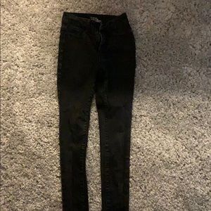 Black skinny jeans